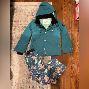 Obermeyer Girls Ski Set Size Teen S (8)